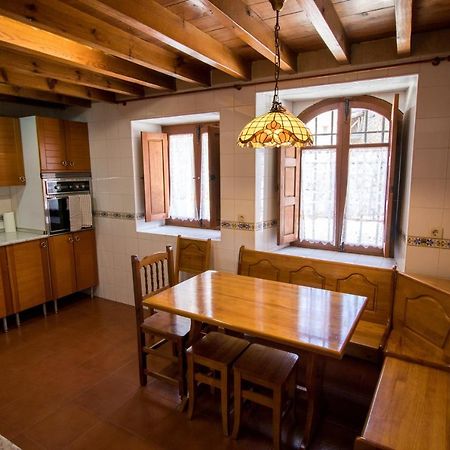 La Casa Del Abuelo Guest House Hoyos del Espino Luaran gambar
